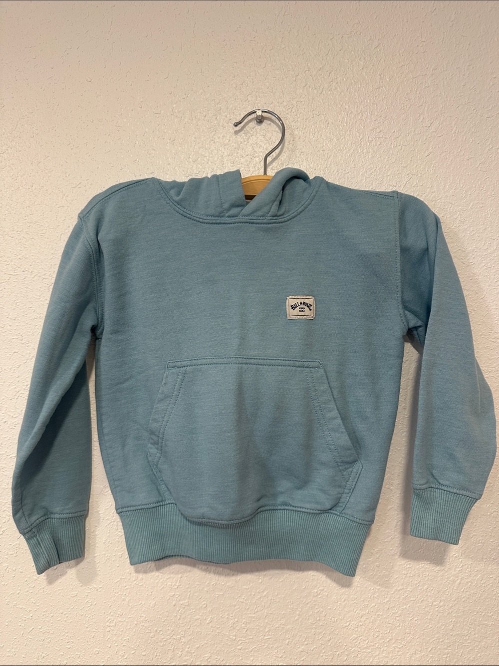 BILLA BONG Blue Pullover Hoodie with Front Pocket